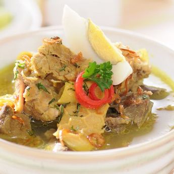 Untuk 6 Porsi Makan, Berikut Ini  Cara Membuat Soto Sulung  