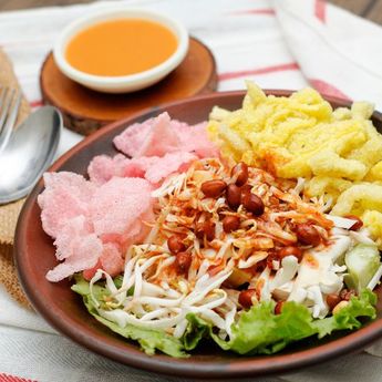 Salad Sayur Lokal dengan Saus Kacang, Berikut Resep Asinan Jakarta