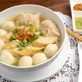 Uleni Dengan Cara Dibanting, Berikut 7 Tips Membuat Bakso Ikan Kenyal