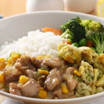 Cocok Untuk Bekal Makanan, Berikut Resep Tumis Ayam Fillet Tumis Telur