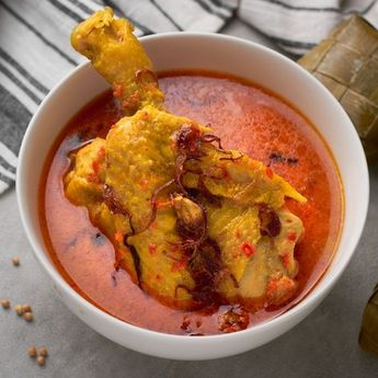 Kuahnya Kental dan Kaya Rasa, Berikut Cara Membuat Opor Ayam Pedas