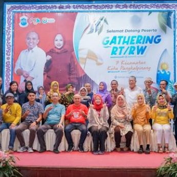 Walikota Molen Hadiri Family Gathering Kecamatan Gabek