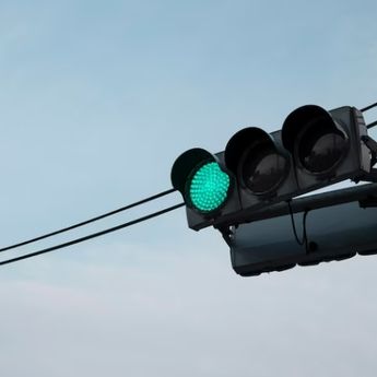 5 Contoh Paradigma Fakta Sosial dalam Kehidupan Sehari-hari