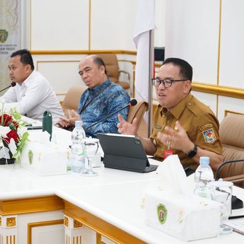 Gelar Rakor High Level Meeting, Makmur Tegaskan untuk Menjaga Kestabilan Harga Bahan Pokok