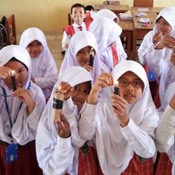 30 Contoh Soal AKMI Kelas 5 dengan Kunci Jawabannya