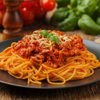 Lengkap dengan Cara Membuat Saus, Berikut Resep Spaghetti Bolognese
