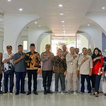 KPU Pangkalpinang Tinjau Gudang Penyimpanan Logistik