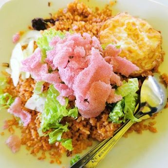 Sajikan dengan Kerupuk Merah, Berikut Resep Nasi Goreng Padang