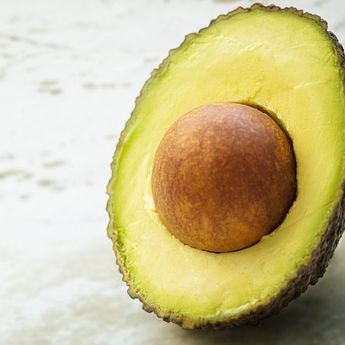 Apakah Benar Alpukat Bisa Menurunkan Kadar Gula Darah Penderita Diabetes?  