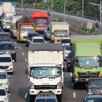 Pembatasan Untuk Angkutan Barang Penting Saat Libur Nataru 2023/2024  