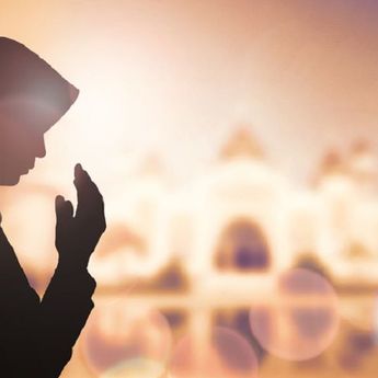 Ini Arti bacaan Hasbiyallah, laa ilaaha illa Huwa Keutamaan dan cara Mengamalkan sehari-hari