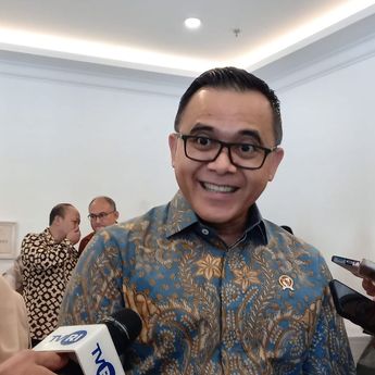 Pemerintah Godok Aturan Baru, Guru Non-Sarjana Bisa Jadi ASN