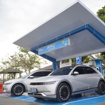 PLN Menyiagakan Total 624 SPKLU buat Mobil Listrik Musim Libur Nataru  