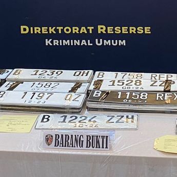 Catat, Pelat Nomor Dewa Hanya Dipasang untuk Kendaraan Dinas Saja  