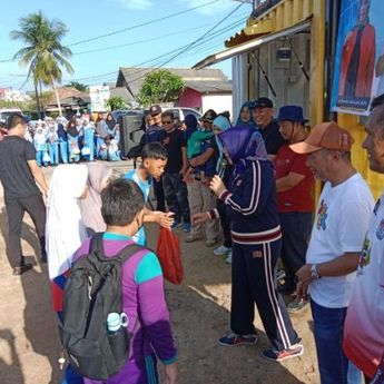 Pj Walikota Lusje Gotong Royong Bersama di Kelurahan Opas Indah