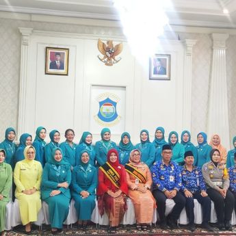 Pj Walikota Lusje Dilantik Sebagai Bunda PAUD Kota Pangkalpinang Periode 2023-2025