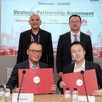 Telkomsel-Huawei Teken Kerja Sama Pengembangan Infrastruktur Digital di MWC 2024