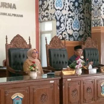 Pj Walikota Lusje Hadiri Paripurna Pemandangan Umum Fraksi Terhadap Tiga Raperda Pangkalpinang