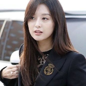 Kim Ji Won Masih Memilih Jalan Kaki Saat Pulang Kerja Walaupun Sudah Menjadi Artis Terkenal