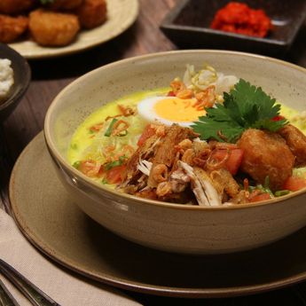 Bumbu Kuah Kuningnya Medok, Berikut Cara Buat Soto Ayam Medan