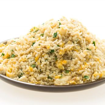 Pakai Bawang dan Terasi, Berikut Cara Buat Nasi Goreng Sederhana