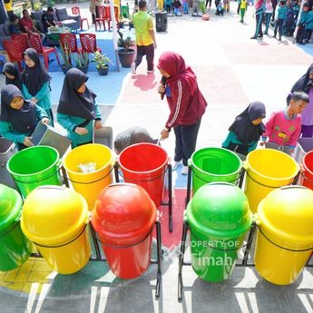 Bangun Kepedulian Lingkungan Sejak Dini, PT Timah Dukung SDN 1 Pemali Jadi Sekolah Adiwiyata Mandiri