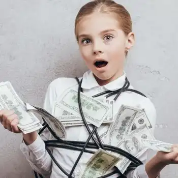 4 Zodiak Paling Beruntung Besok 8 Agustus 2025: Rezeki Datang dari Segala Arah