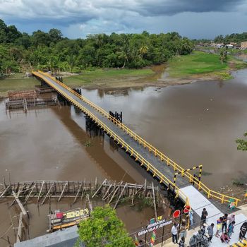 Prioritaskan Infrastruktur Dasar, Herman Deru Resmikan Jembatan Senilai Hampir Rp5 Miliar di Ogan Ilir