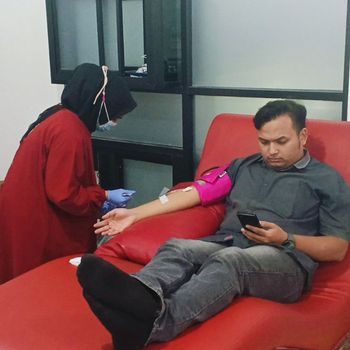 Setetes Darah, Semangat Pengabdian: Komunitas Postel Ramaikan Hari Bhakti ke-81