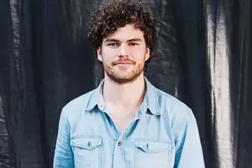 Lirik lagu dan chord/kunci gitar 'Riptide' - Vance Joy