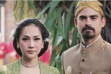 Suami BCL, Ashraf Sinclair meniggal dunia.