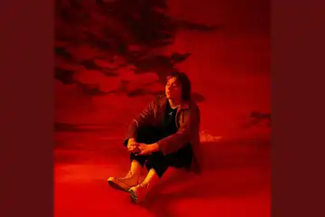 Lirik Lagu dan chord gitar 'Hold Me While You Wait' - Lewis Capaldi