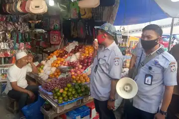 PD Pasar Makassar Raya turun langsung imbau pedagang waspada kebakaran