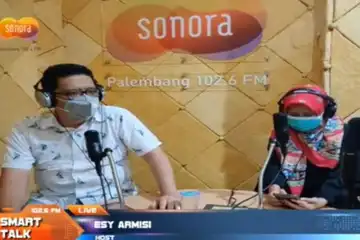 Johanes Agus Taruna seorang tokoh dan praktisi pendidikan Sumsel dalam acara Smart Talk 