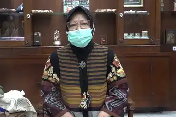 Tanggapi Aksi Unjuk Rasa, Risma Ajak Warga Jaga Properti &amp; Anak-anak Surabaya