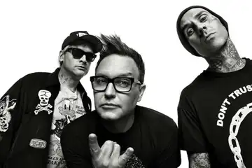 Blink-182 akan berkolaborasi dengan Grimes, Lil Uzi Vert dan Pharrell di album barunya