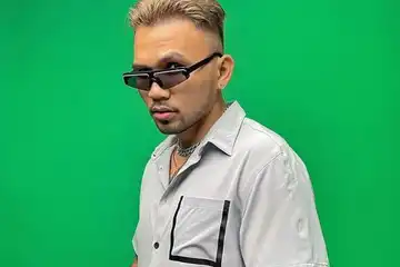 Tertunda 3 Tahun, Roy Ricardo Bongkar Kisah di Balik Album &lsquo;Cuma Di Indo&rsquo;