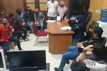 Terjaring Razia, Pasangan Mesum di Makassar Tak Mampu Tunjukkan ...