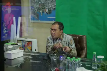 Wali Kota Makassar, Danny Pomanto saat rapat bersama kemenko marves bahas PLTSa