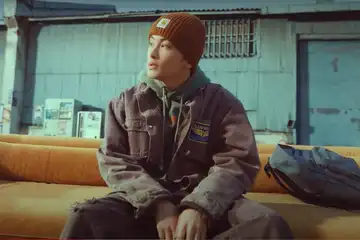 MARK NCT dalam video musik lagu &quot;Child&quot;.