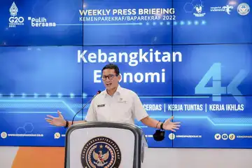 Menteri Pariwisata dan Ekonomi Kreatif/Kepala Badan Pariwisata dan Ekonomi Kreatif, Sandiaga Salahuddin Uno, dalam acara Weekly Press Briefing yang digelar di Jakarta, Senin (14/3/2022).