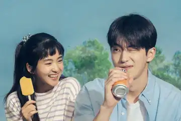 Kim Tae Ri dan Nam Joo Hyuk dalam drama korea Twenty Five Twenty One.