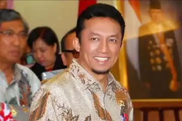 Tifatul Sembiri