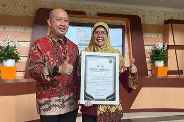 Penghargaan dari BPJS Kesehatan atas komitmen RSUD Sultan Syarif Muhammad Alkadrie Pontianak dalam implementasi integrasi sistem antrean online, dan integrasi sistem klaim.