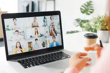 ilustrasi Ide Ice Breaking Online