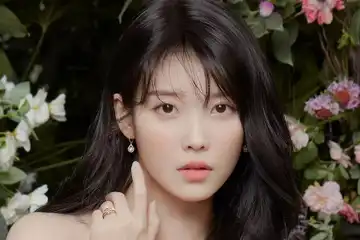 Biodata IU 