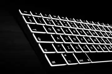 Cara menyalakan lampu keyboard laptop