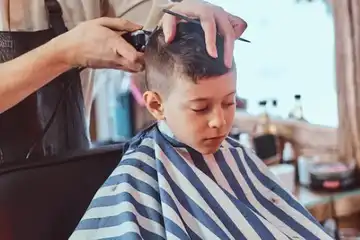 Ilustrasi Model Rambut Tipis Anak Laki-laki