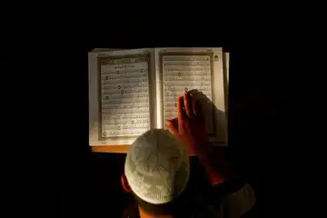 Arti Audzubillahiminasyaitonirojim, Kalimat Taawudz Sebelum ...