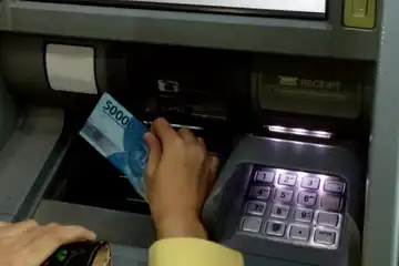 Setor Tunai di ATM BCA Tanpa Kartu